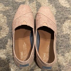 Toms shoes